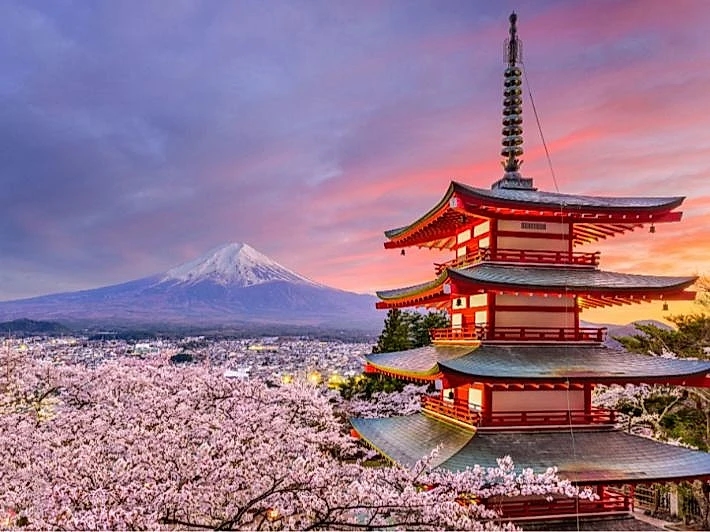 Japan Travel Guide 2026: Luxury, Hidden Gems & Insider Tips