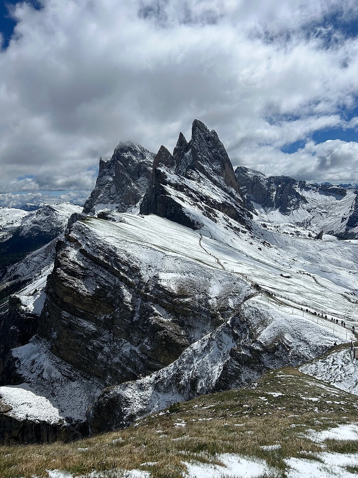 Hiking Seceda