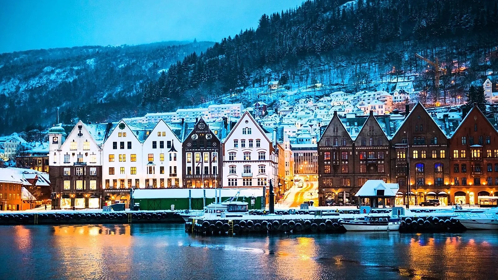 Discover the Land of Fjords, Mountains & the Northern Lights