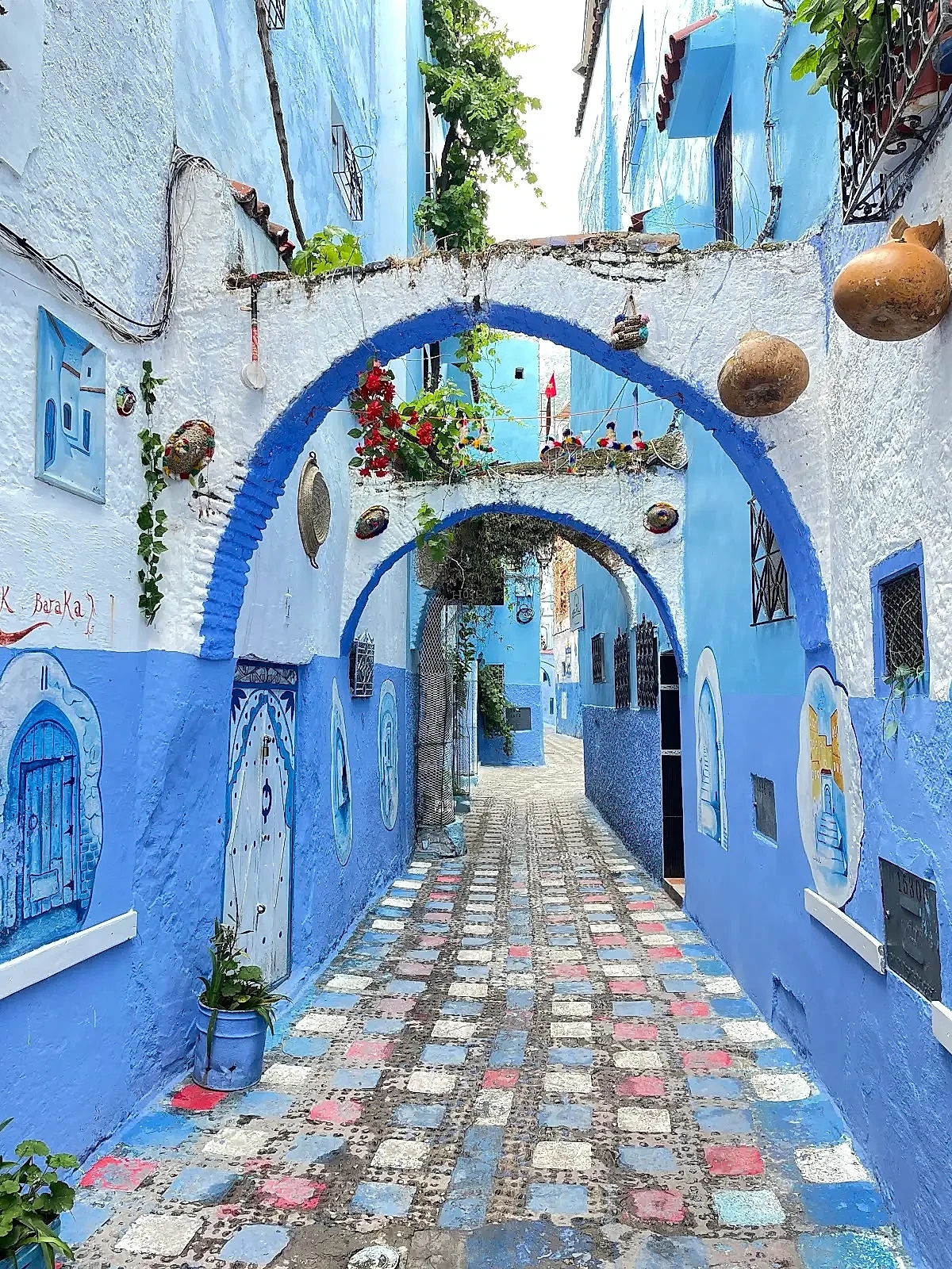 The 2026 Insider Guide: From Marrakech Souks to the Blue Streets of Chefchaouen